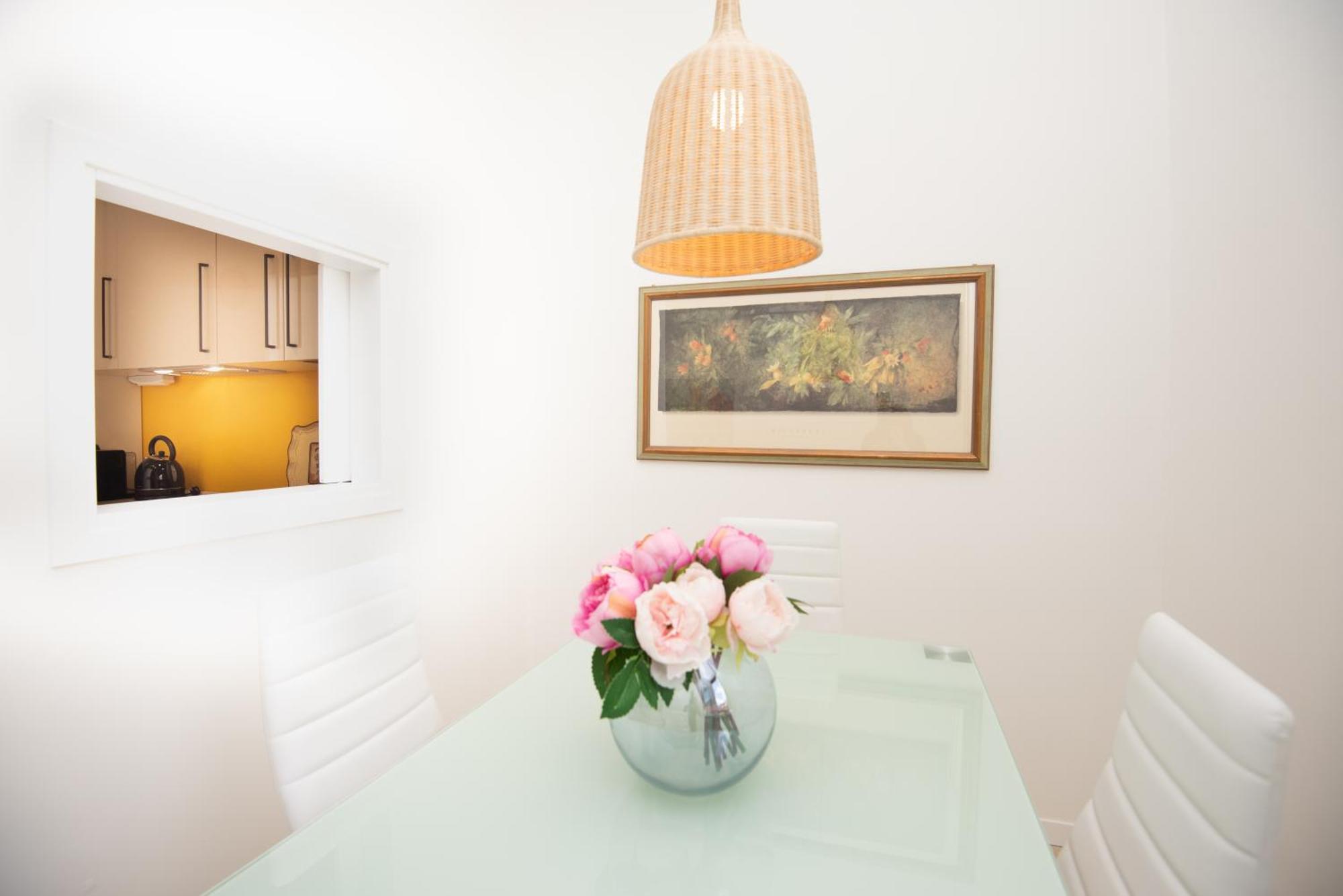 West Park Suite With Parking By Holiday Solutions Como Exterior photo