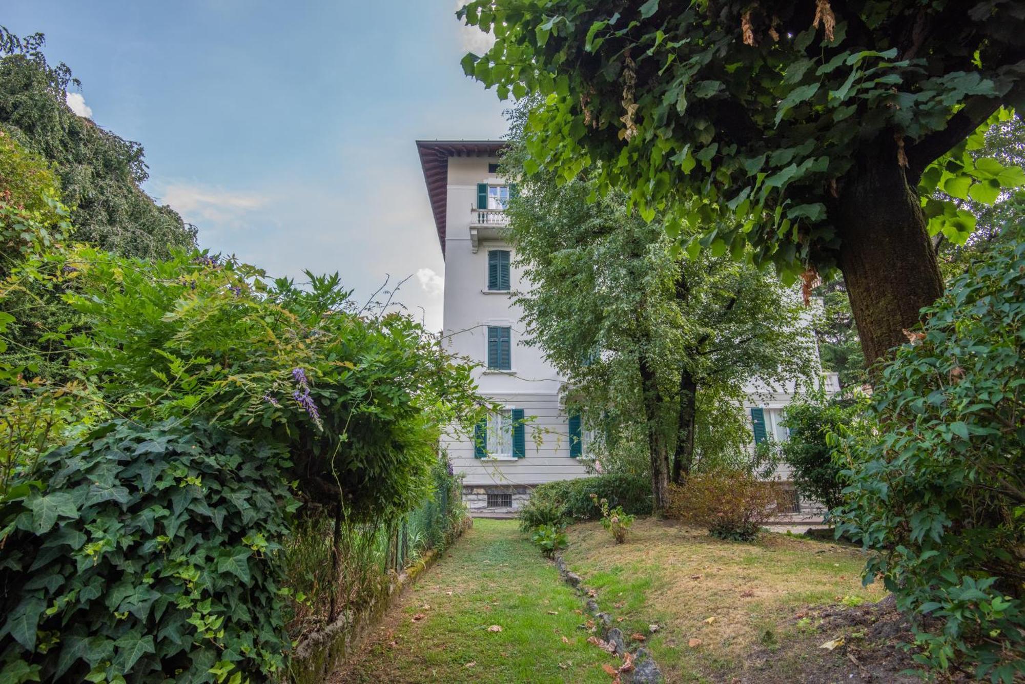 West Park Suite With Parking By Holiday Solutions Como Exterior photo